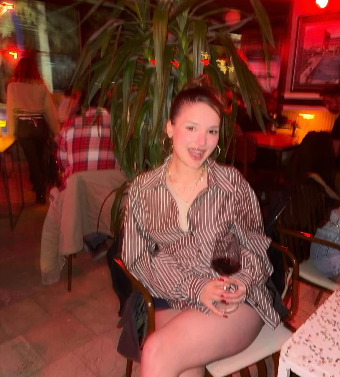 Mezra Otele Gelen Escort Eylül